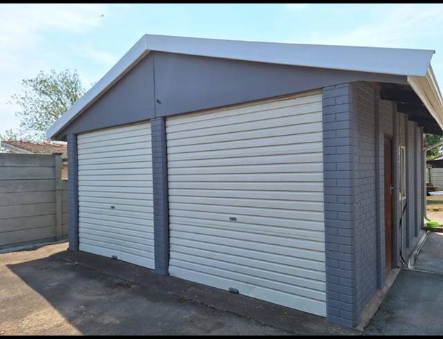 4 BEDROOM HOUSE FOR SALE IN PELHAM